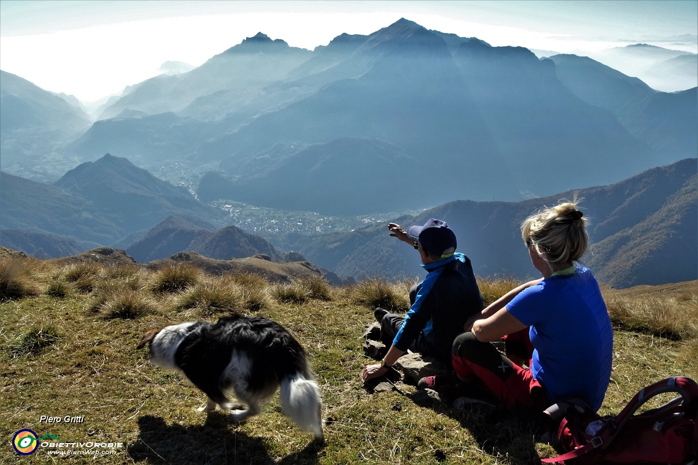 78 In vetta  allo Zuc di Cam (2195 m) con vista sulle Grigne.JPG